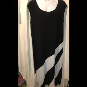 🎉SALE!🎉 Plus Size Maxi Dress - size 3x (26/28w)